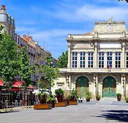 Apartment Le Cocon: Charming 3-star In Center *