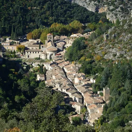 Le Cocon: Charming 3-star In Center Apartment *