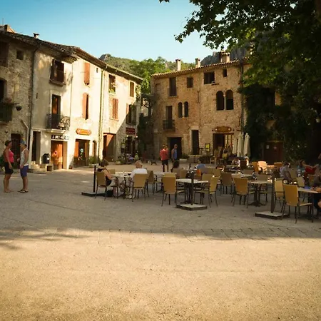Apartment Le Cocon: Charming 3-star In Center
