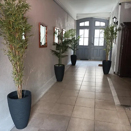 Apartment Le Cocon: Charming 3-star In Center Beziers